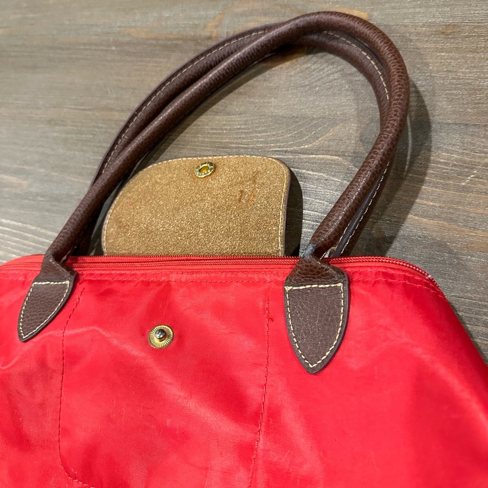 Red Medium Le Pliage Longchamp with Short Straps - Picture 8 of 9